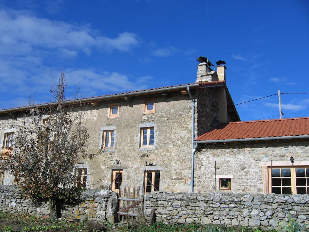La Ferme Des Genets Bed and Breakfast Medeyrolles Eksteriør billede