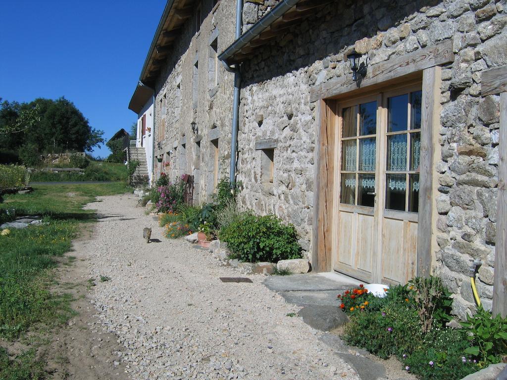 La Ferme Des Genets Bed and Breakfast Medeyrolles Eksteriør billede